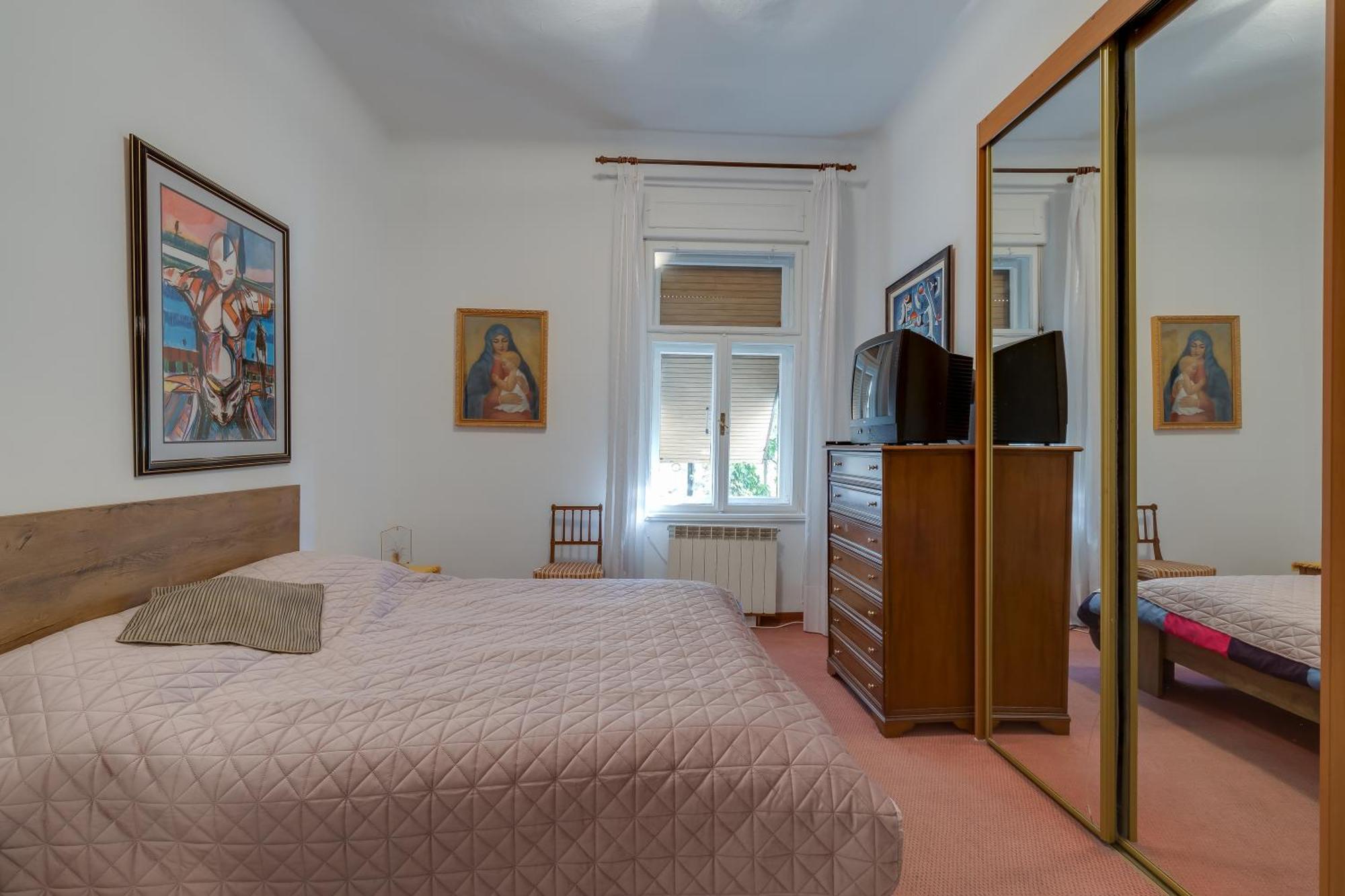 רייקה City Apartment With Garden - Happy Rentals מראה חיצוני תמונה